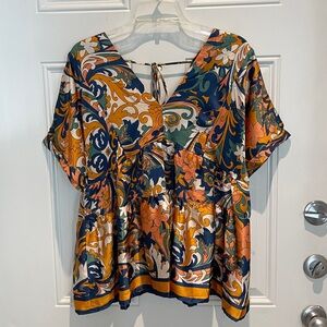Entro Vibrant Floral Paisley Short Sleeve Top Medium Large V-cut Boutique 70s